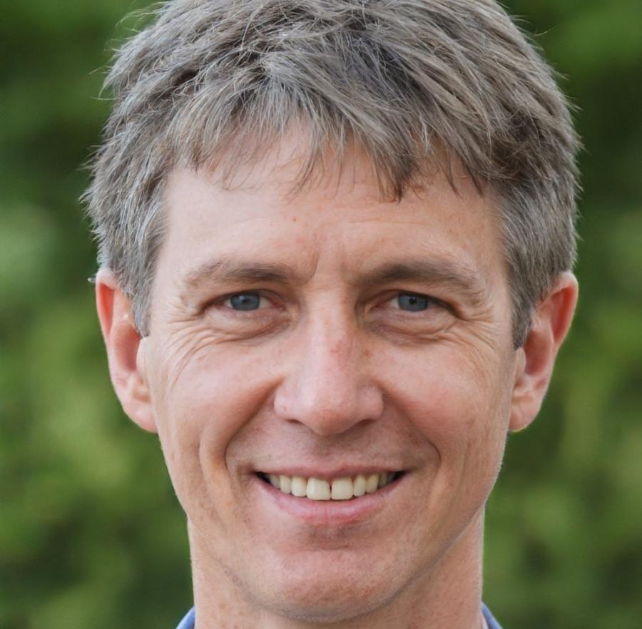 Georg Brunner, Geschäftsführer eines regionalen Dienstleistungsunternehmens